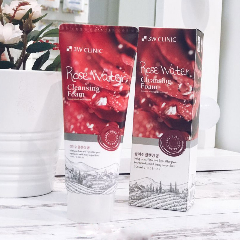 Пенка для умывания с розовой водой 3W CLINIC Rose Water Foam Cleansing 100 мл