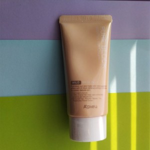 Мягкий солнцезащитный крем A'PIEU Pure Block Mild Plus Sun Cream SPF32 PA++ - 50 мл