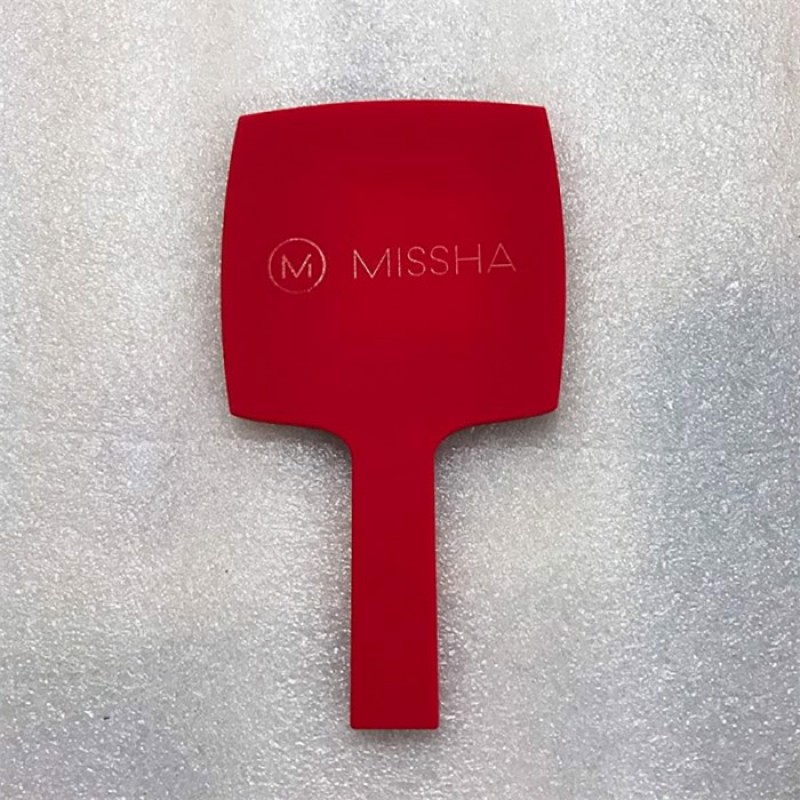 Фирменное красное зеркало MISSHA Red Mini Hand Mirror