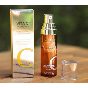 Сыворотка концентрированная для лица с витамином C MISSHA Vita C Plus Spot Correcting Concentrate Ampoule 15 гр