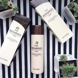 Восстанавливающий тонер с муцином улитки SECRET KEY Snail Repairing Toner - 150 мл