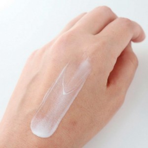 Миниатюра лёгкой солнцезащитной эссенции BOTANITY Aqua Fit Sun Essence SPF50+ PA++++ 20мл
