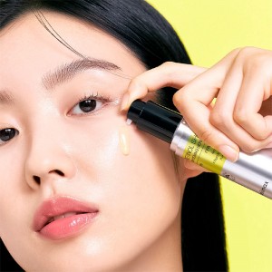 Подтягивающая сыворотка с ретинолом и микроиглами Celimax The Vita-A Retinol Shot Tightening Serum 30мл
