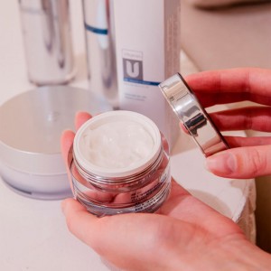Антивозрастной крем с витамином U и пептидами CUSKIN Vitamin U Cream 50мл