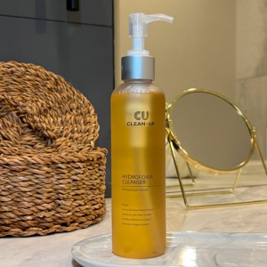 Увлажняющая пенка для умывания CUSKIN Clean-Up Hydro Foam Cleanser 200мл