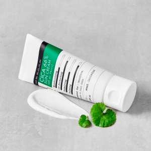 Миниатюра солнцезащитного крема с центеллой Derma Factory Cica 66 Sun Cream SPF40 PA+++ 30 мл