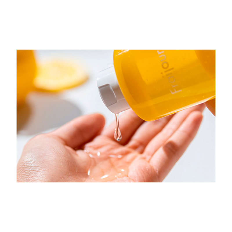 Тонер с прополисом и экстрактом юдзу EVAS Fraijour Yuzu Honey Essential Toner 250 мл