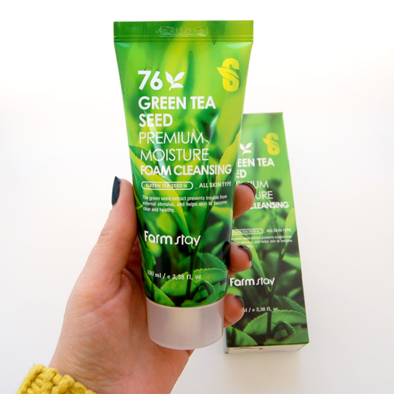 Увлажняющая пенка для умывания с семенами зеленого чая FARMSTAY Green Tea Seed Moisture Foam Cleansing 100мл