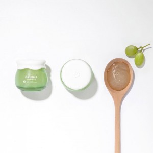 Миниатюра себорегулирующего крема для лица FRUDIA Green Grape Pore Control Cream - 10 мл