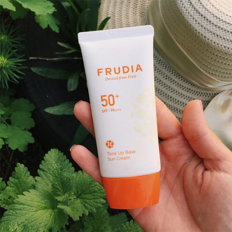 Солнцезащитная крем-основа FRUDIA Tone Up Base Sun Cream SPF50+ PA+++ - 50 мл
