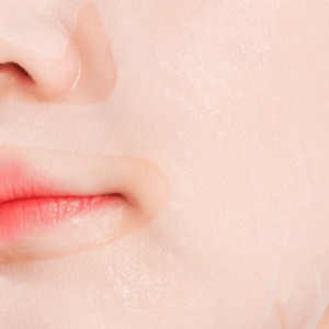 Омолаживающая тканевая маска с ретинолом JMsolution V Skin Essential Mask 30мл