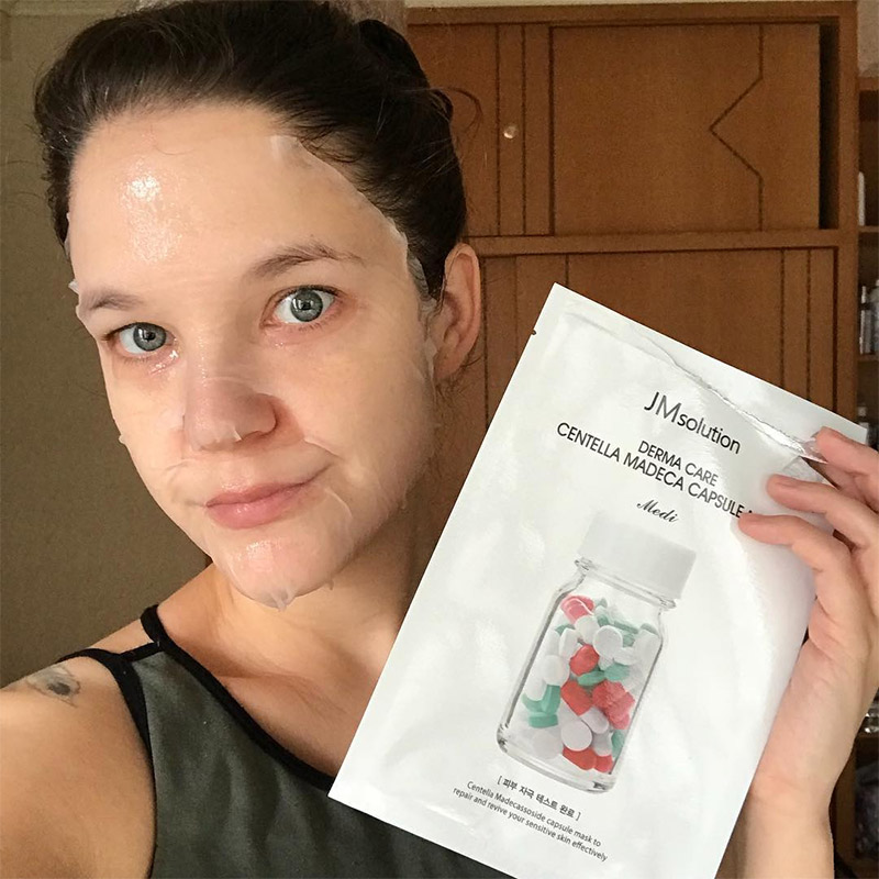 Успокаивающая маска с центеллой JMsolution Derma Care Centella Madeca Capsule Mask Medi - 30 мл