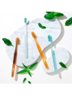 Зубная щетка от кариеса с центеллой Median Natural Safe Tartar Care Toothbrush 1 шт Зубная щетка от кариеса с центеллой Median Natural Safe Tartar Care Toothbrush 1 шт