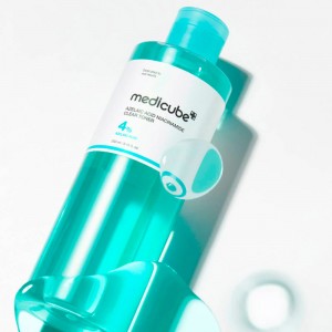 Очищающий тоник с азелаиновой кислотой medicube Azelaic Acid Niacinamide Clear Toner 250мл
