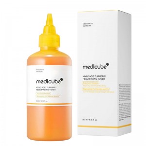 Отшелушивающий тоник с кислотами medicube Kojic Acid Turmeric Resurfacing Toner 250мл