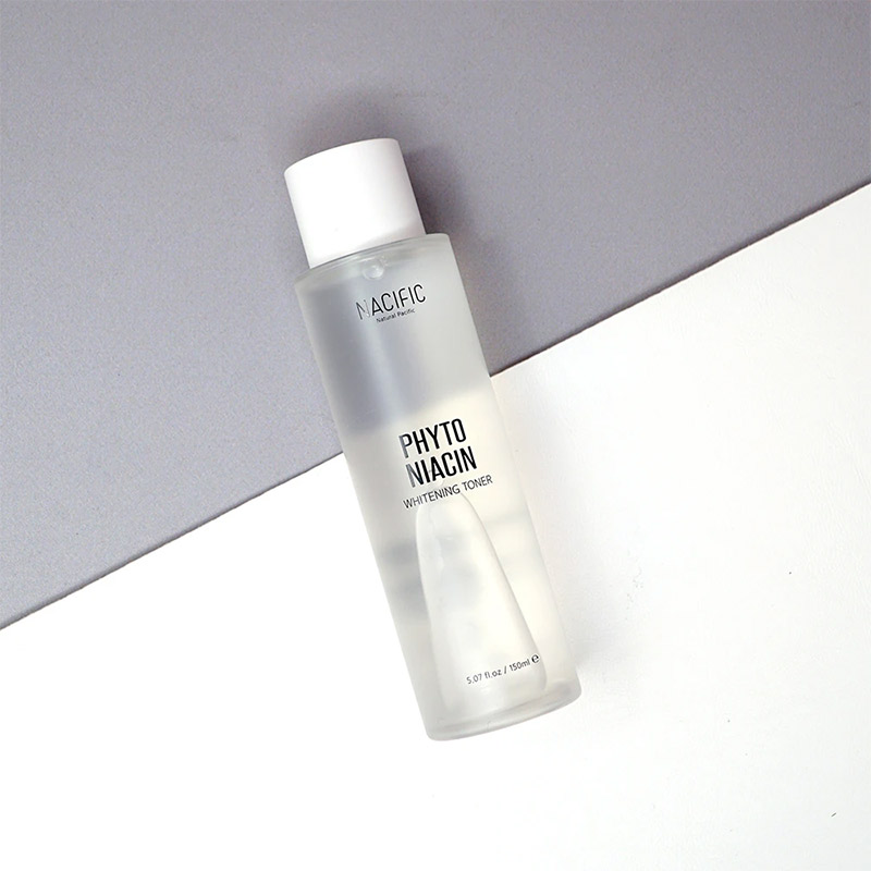 Осветляющий тонер против пигментации NACIFIC Phyto Niacin Whitening Toner 150мл
