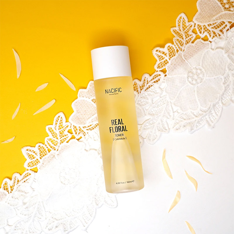 Тонер с лепестками календулы для чувствительной кожи NACIFIC Real Floral Toner Calendula 180мл