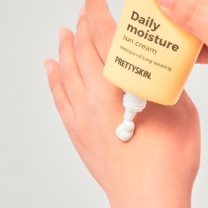 Увлажняющий солнцезащитный крем Pretty Skin Daily Moisture Sun Cream SPF50+ PA++++ 70мл