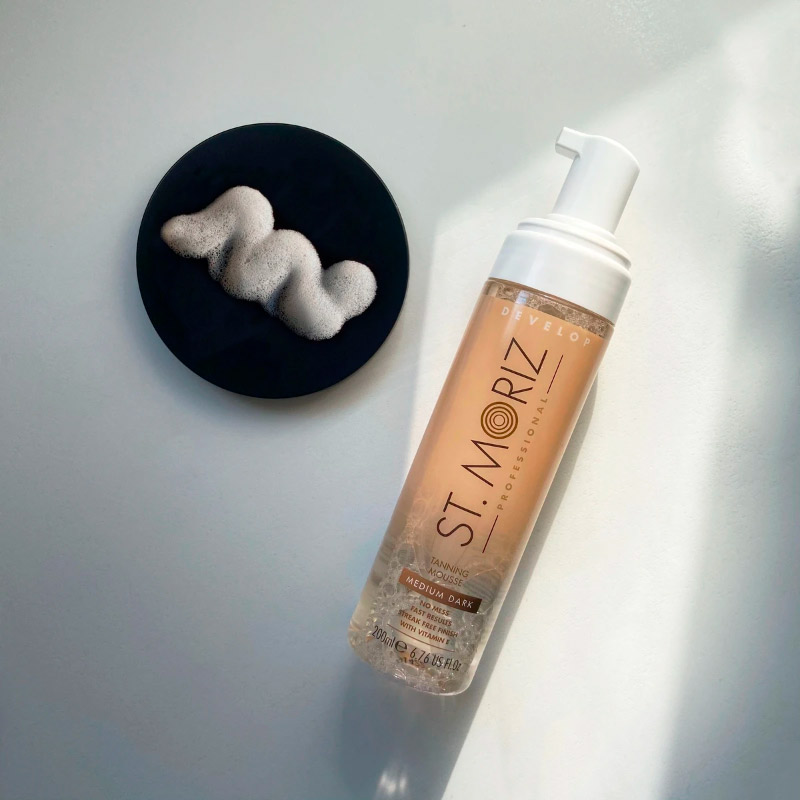 Автобронзант – мусс для экспресс загара с бесцветной текстурой St. Moriz Tanning Mousse Medium Dark 200 мл