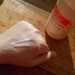 Крем для рук THE SAEM Care Plus Oatmeal Hand Cream - 300 мл