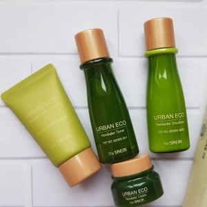 Набор для лица THE SAEM Urban Eco Harakeke Travel 4 Kit
