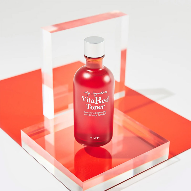 Осветляющий витаминный тонер TIAM My Signature Vita Red Toner 130мл