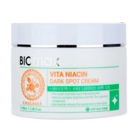 Витаминный крем для лица Welcos Kwailnara Biomax Vita Niacin Dark Spot Cream 100мл