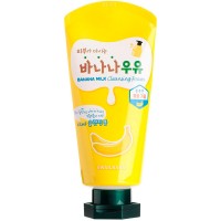Пенка для умывания с экстрактом банана Welcos Kwailnara Banana Milk Cleansing Foam 120мл