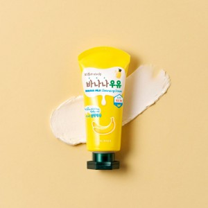 Пенка для умывания с экстрактом банана Welcos Kwailnara Banana Milk Cleansing Foam 120мл