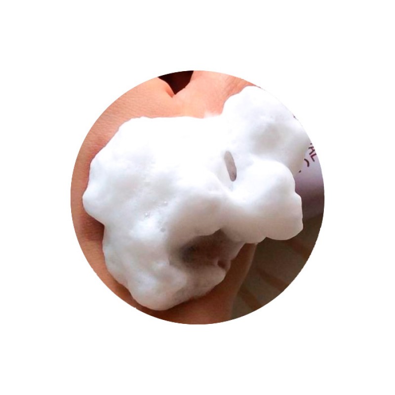 Пенки для умывания WELCOS Jeju Natural Cleansing Foam - 120 мл