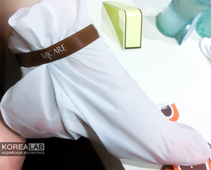 Пилинг-носочки для ног MIJIN Soft Miracle Foot Peeling Pack