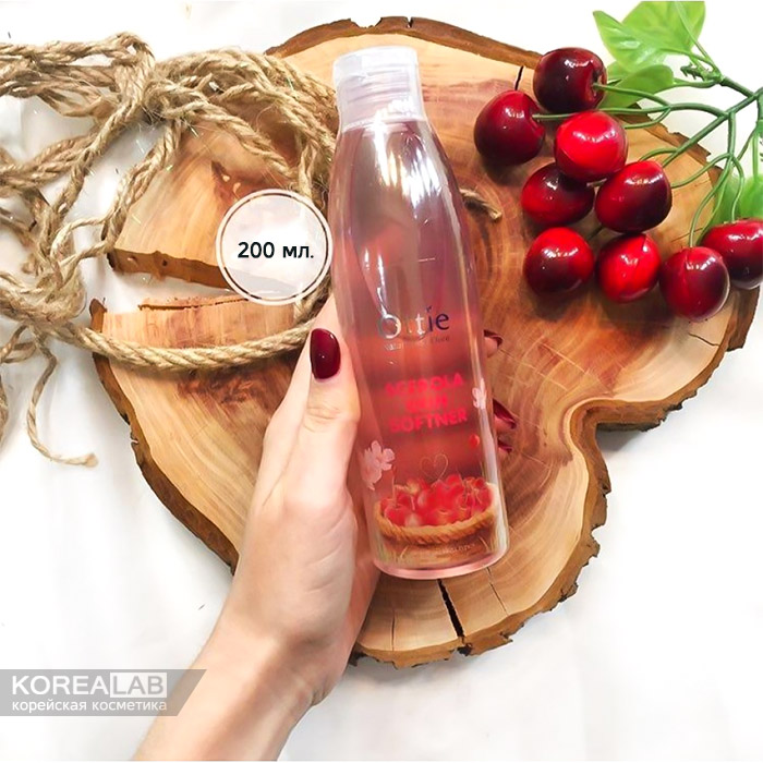 Тонер для сухой и увядающей кожи OTTIE Acerola Skin Softener 