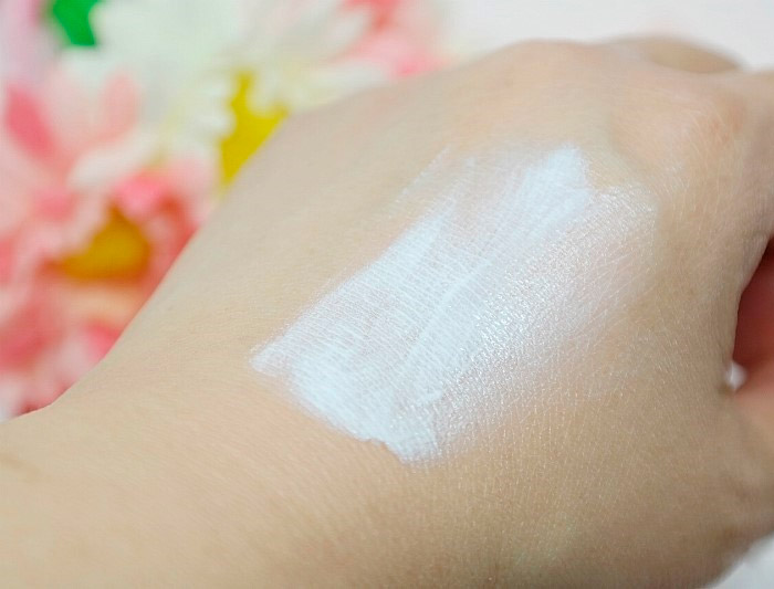 Солнцезащитный крем с муцином улитки SAINTPEAU Eco-Friendly Snail Sun Cream SPF 50