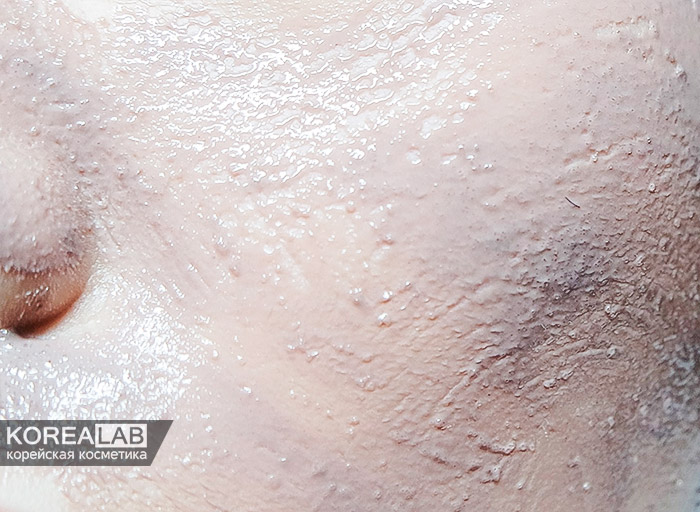 Разогревающая маска для очищения пор SKINFOOD Egg White Pore Hot Steam Pack