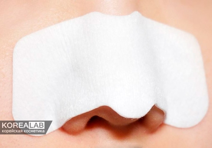 Пластырь от черных точек SKINFOOD Egg White Nose Pack Cool Down