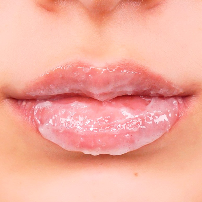 Сахарный скраб для губ RIVECOWE Beyond Beauty Sugar Lip Scrub