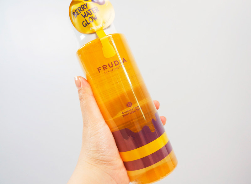 Тонер для сияния кожи с черникой и медом FRUDIA Blueberry Honey Water Glow Toner