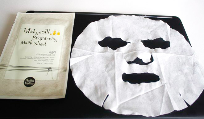 Тканевая маска Holika Holika Makgeolli Brightening Mask Sheet
