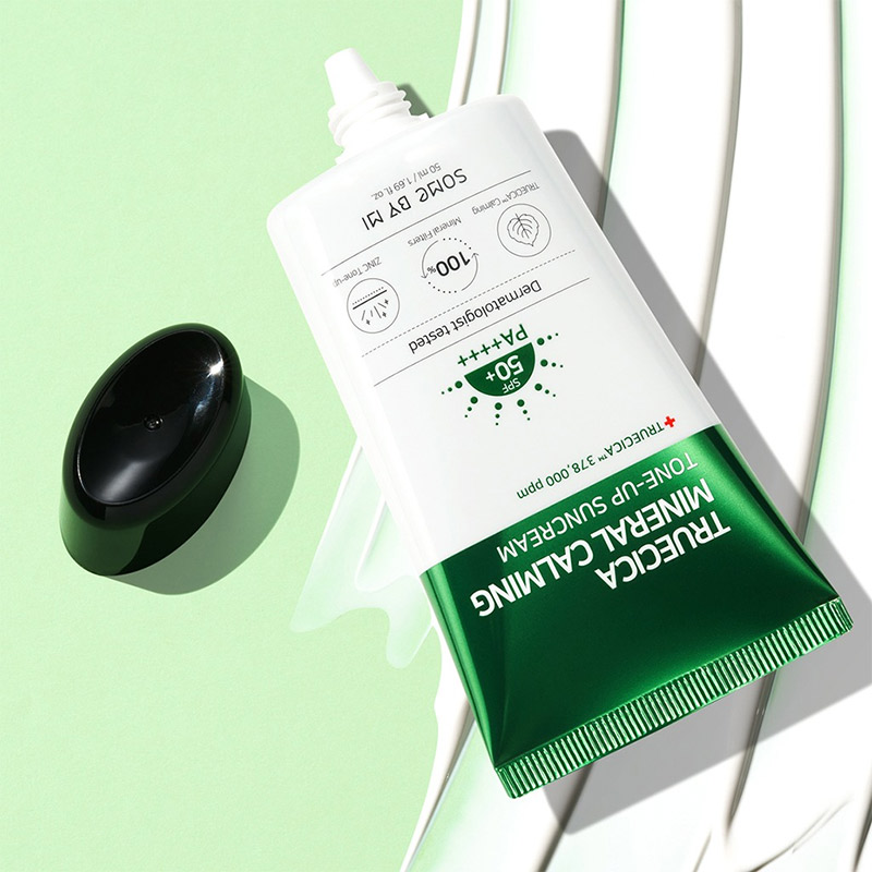 Солнцезащитный минеральный крем SOME BY MI Truecica Mineral 100 Calming Sun Cream SPF50+ PA++++ Солнцезащитный минеральный крем SOME BY MI Truecica Mineral 100 Calming Sun Cream SPF50+ PA++++