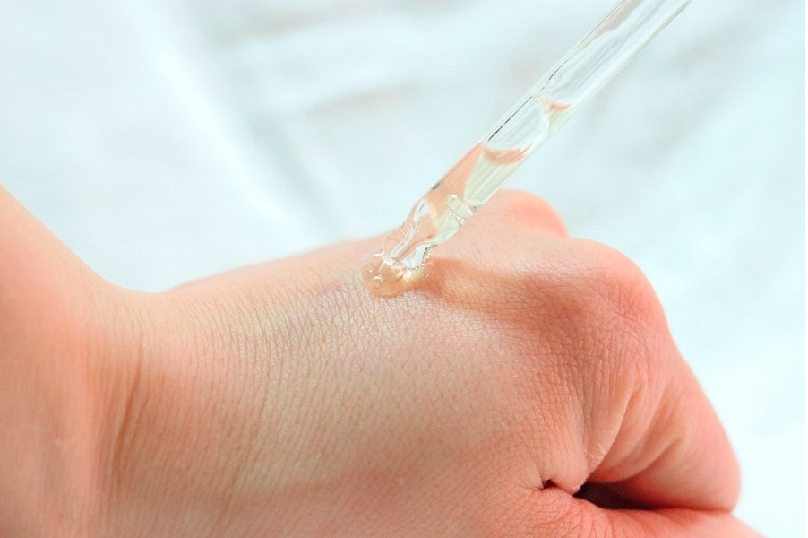 Осветляющая сыворотка с витамином С SOME BY MI Galactomyces Pure Vitamin C Glow Serum Осветляющая сыворотка с витамином С SOME BY MI Galactomyces Pure Vitamin C Glow Serum