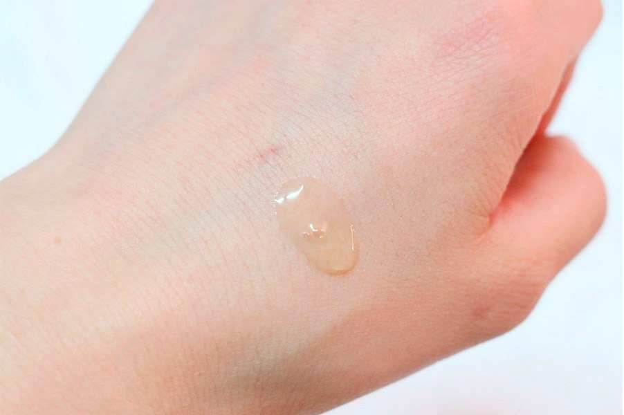 Осветляющая сыворотка с витамином С SOME BY MI Galactomyces Pure Vitamin C Glow Serum Осветляющая сыворотка с витамином С SOME BY MI Galactomyces Pure Vitamin C Glow Serum