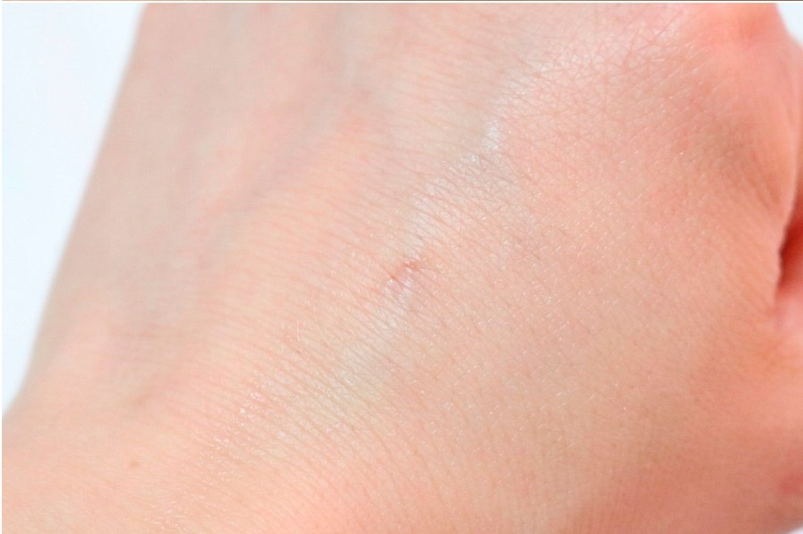 Осветляющая сыворотка с витамином С SOME BY MI Galactomyces Pure Vitamin C Glow Serum Осветляющая сыворотка с витамином С SOME BY MI Galactomyces Pure Vitamin C Glow Serum